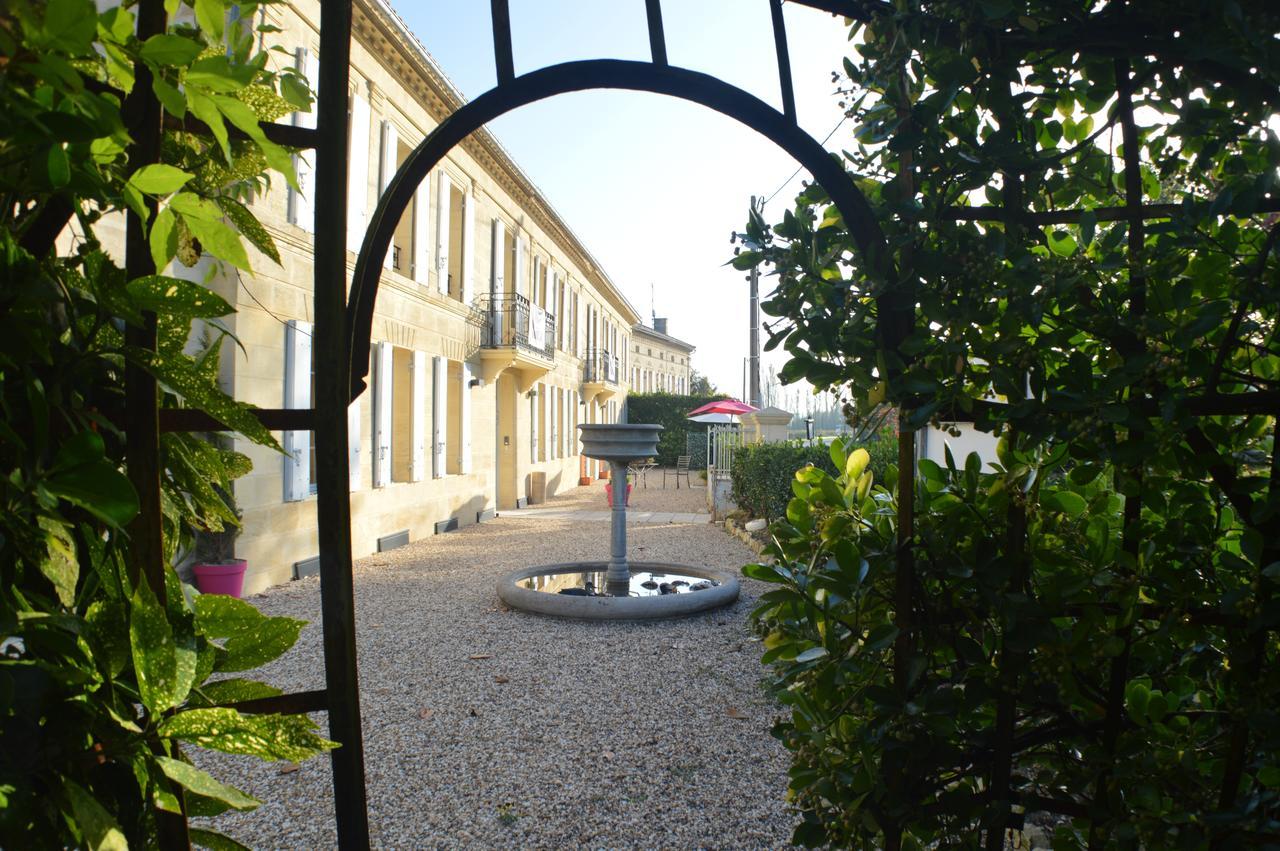 Logis- Hotel Spa Restaurant L'Epicurial Saint-Pey-de-Castets Esterno foto