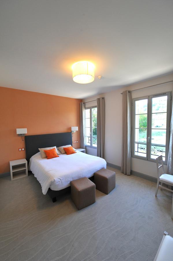 Logis- Hotel Spa Restaurant L'Epicurial Saint-Pey-de-Castets Esterno foto