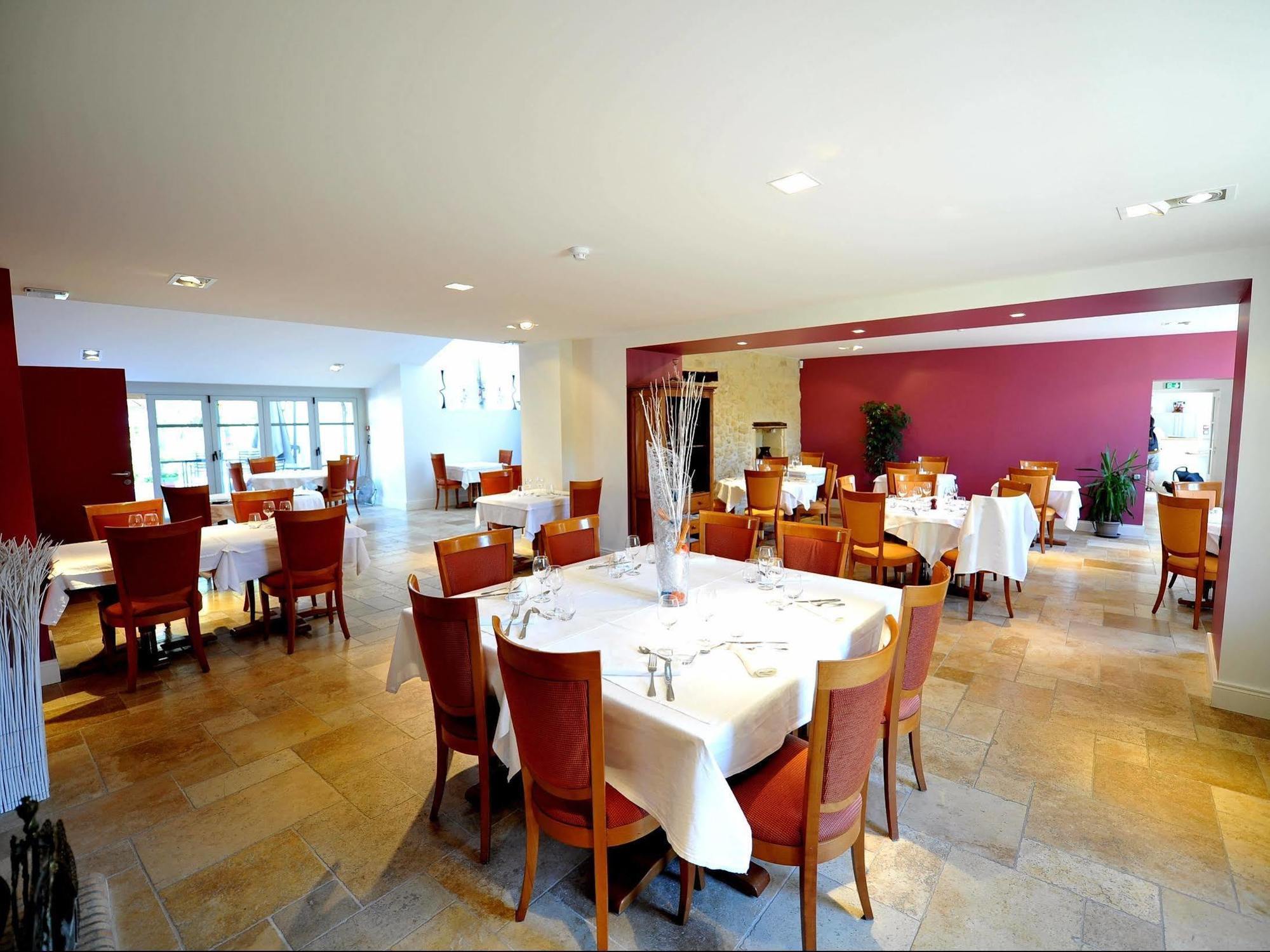Logis- Hotel Spa Restaurant L'Epicurial Saint-Pey-de-Castets Esterno foto